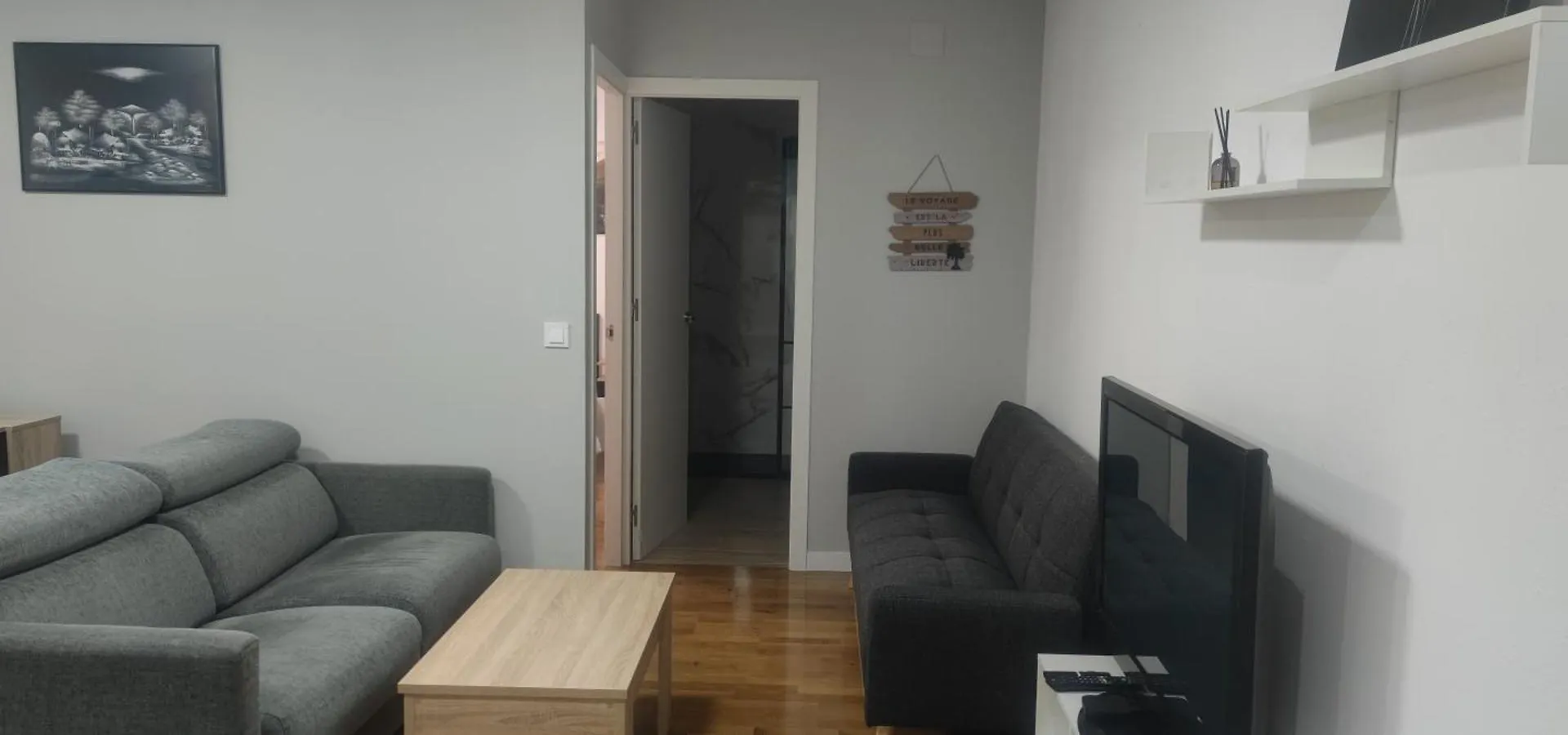 Estudio Completo Familiar La Jonquera 0*,  Spain
